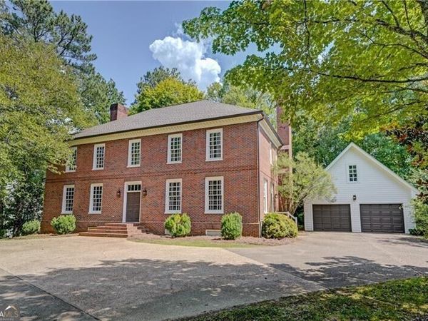 1740 Highgrove Club Drive, Milton, GA 30004