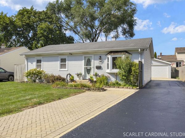 1691 Charles Drive , Glendale Heights, IL 60139
