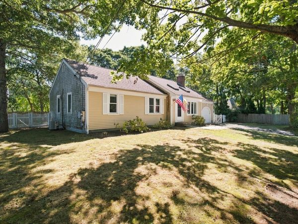 277 Scudder Avenue, Hyannis, MA 02601
