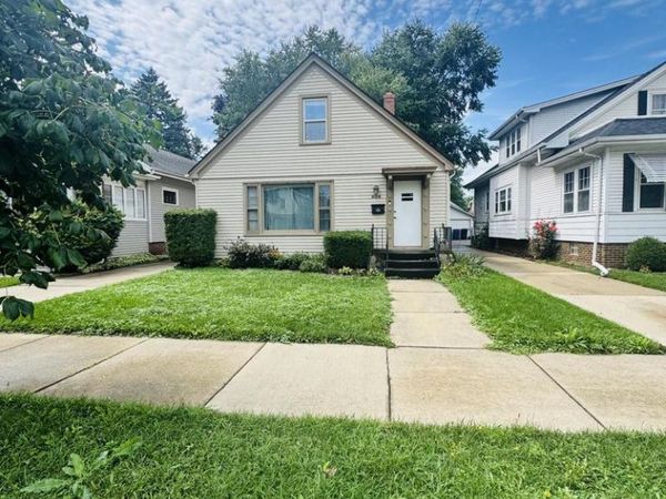 804 Cleveland AVENUE, Racine, WI 53405