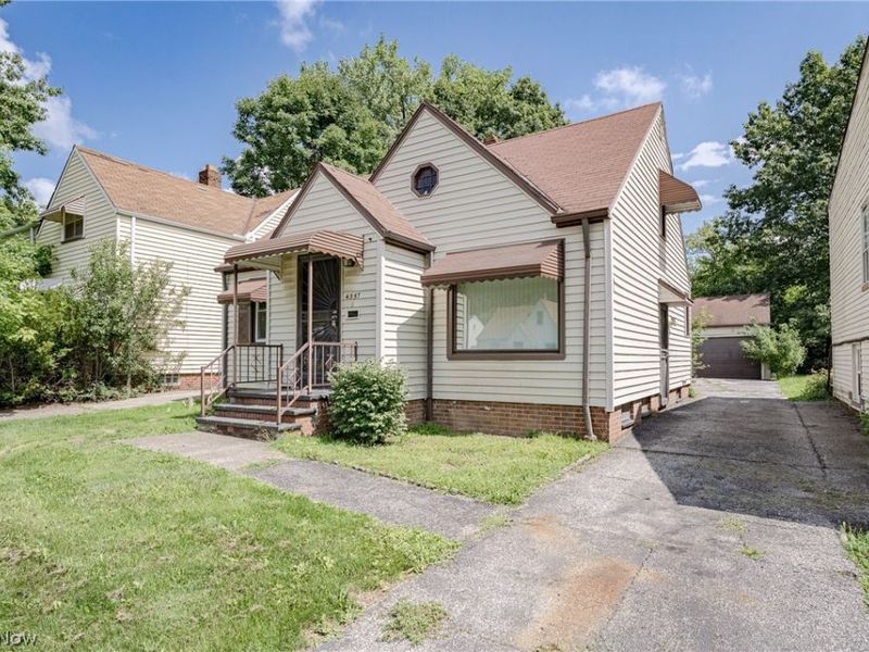 4357 Ingleside Road, Warrensville Heights, OH 44128 Photo 2