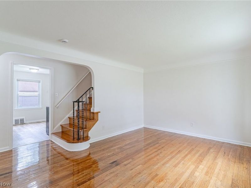 4357 Ingleside Road, Warrensville Heights, OH 44128 Photo 4