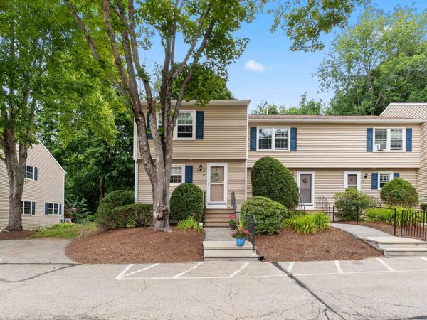 56 Durham Road, Unit 35, Dover, NH 03820