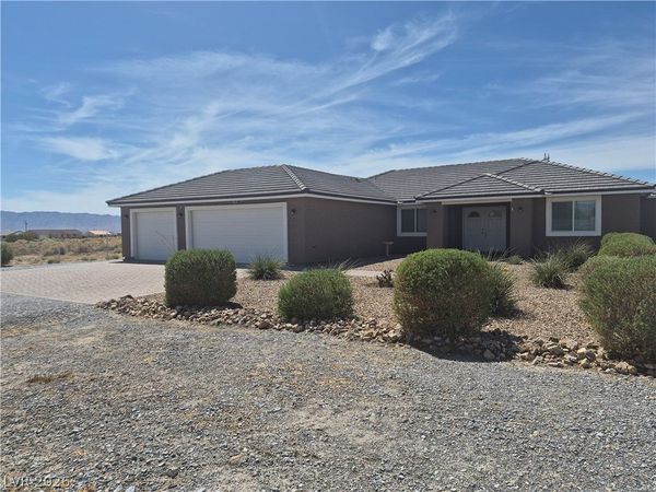 2360 Mallard Avenue , Pahrump, NV 89048