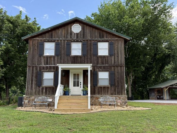76 W Cool Water Retreat, Mountain View, AR 72560