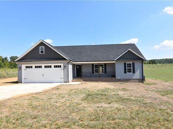 311 Cedar Lodge Road , Thomasville, NC 27360