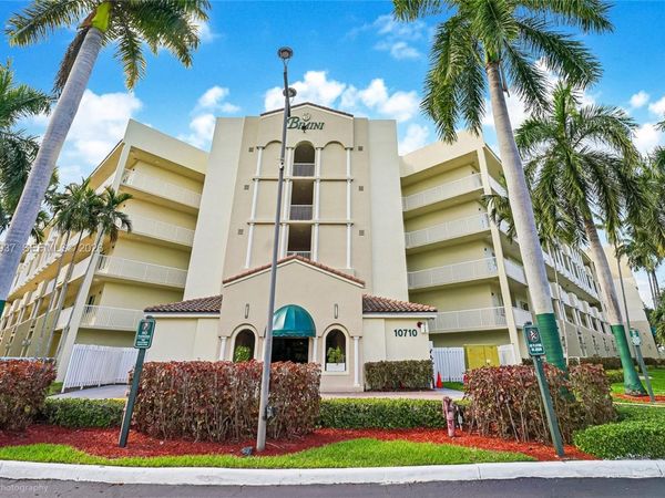 10710 NW 66th St, Unit 313, Doral, FL 33178