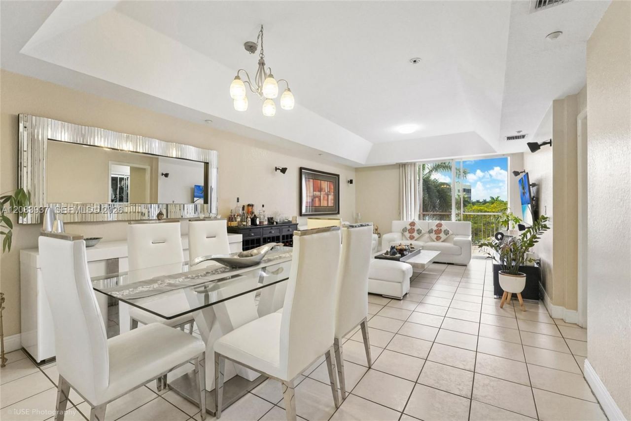 10710 NW 66th St, Unit 313, Doral, FL 33178 Photo