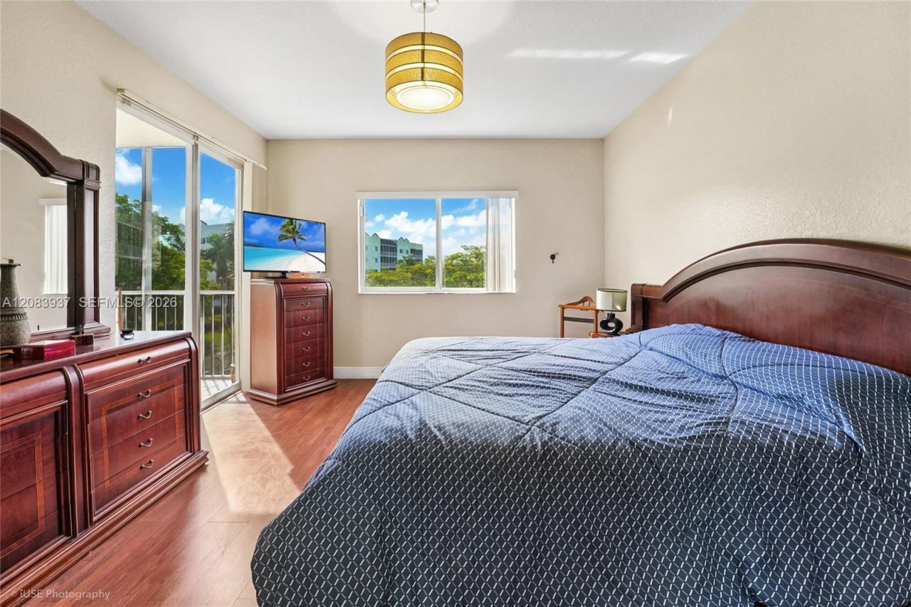 10710 NW 66th St, Unit 313, Doral, FL 33178 Photo