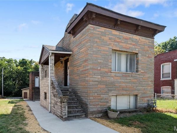 6424 Brockschmidt Place, St Louis, MO 63139