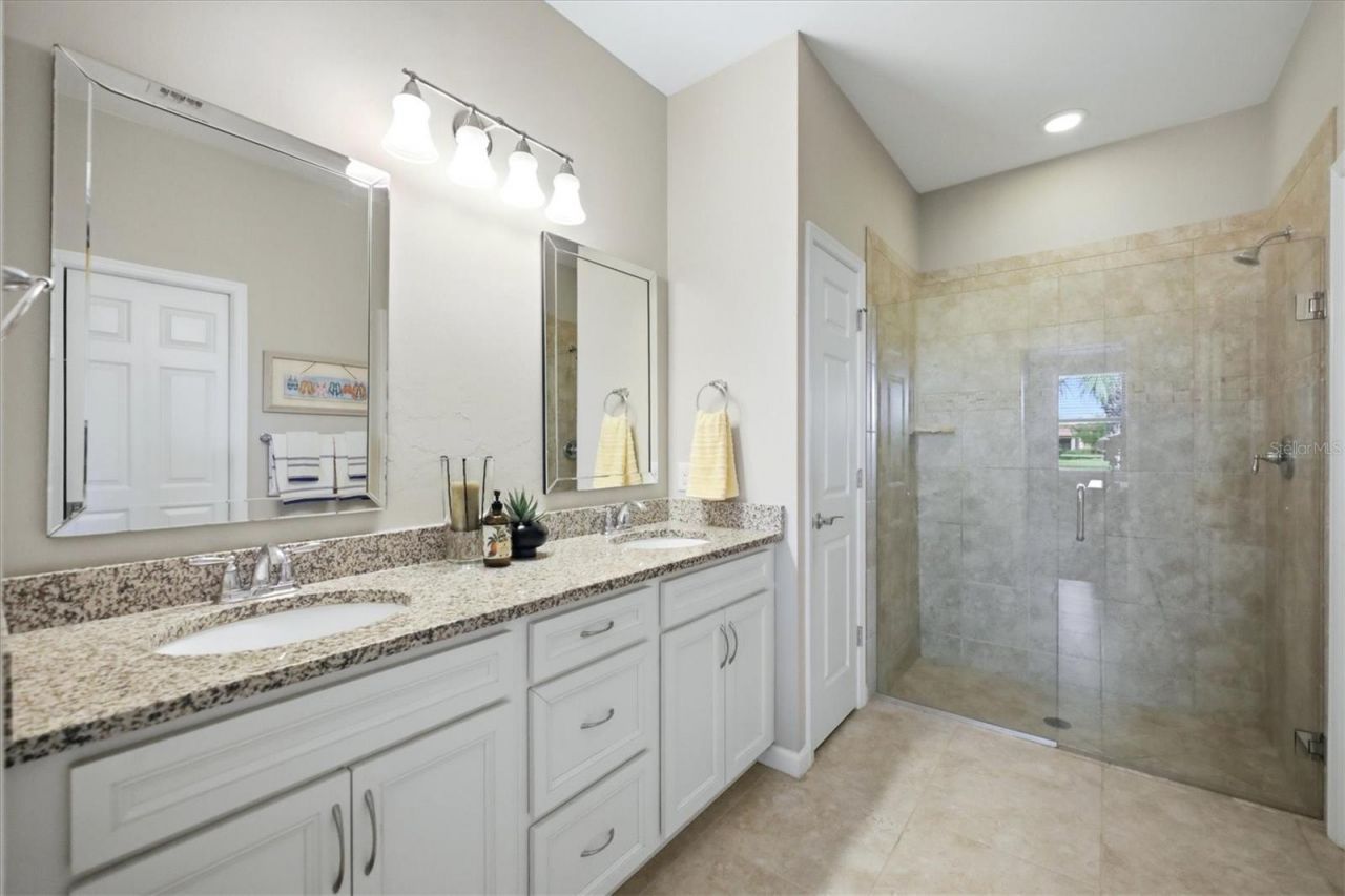 17128 Kenton Terrace , Bradenton, FL 34202 Photo