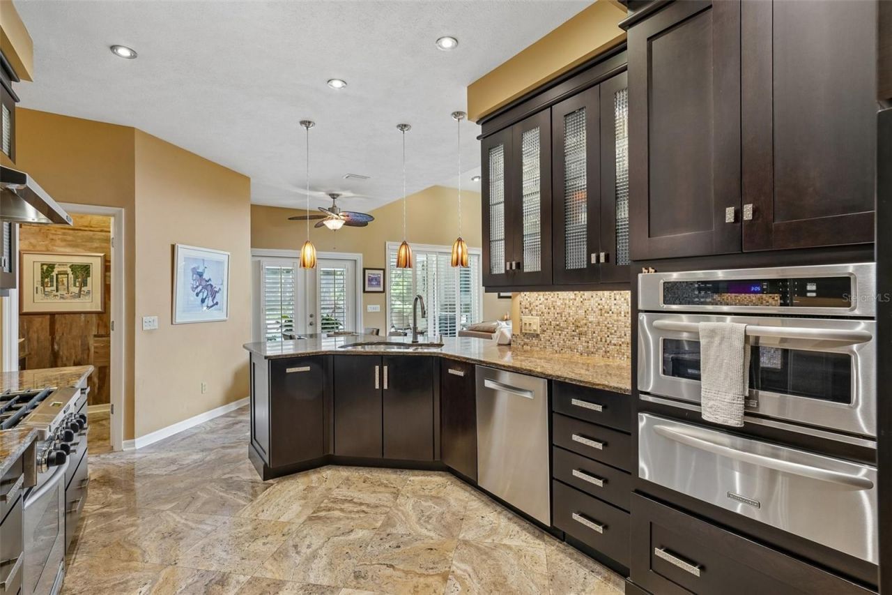 4710 Ridgecliff Drive, Brandon, FL 33511 Photo