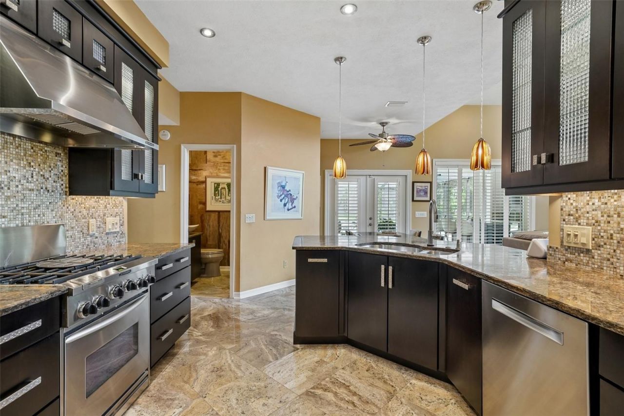 4710 Ridgecliff Drive, Brandon, FL 33511 Photo