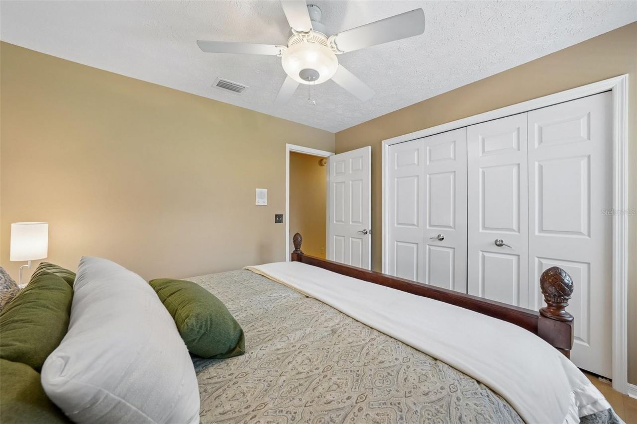 4710 Ridgecliff Drive, Brandon, FL 33511 Photo