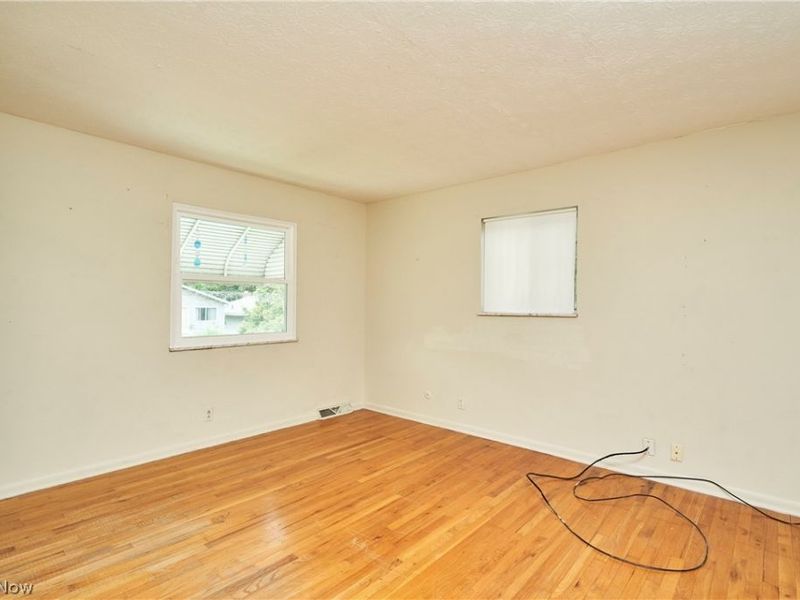421 Malacca Street, Akron, OH 44305 Photo 11