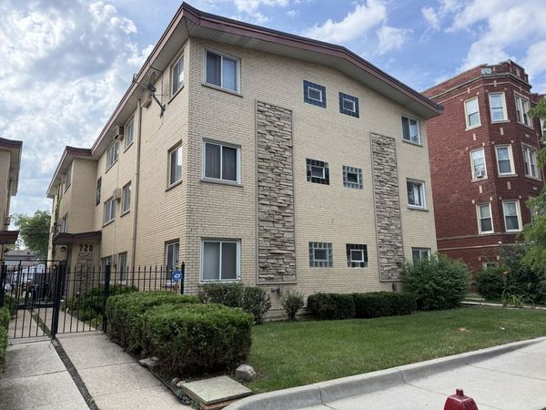 720 N Austin Boulevard, Unit GNW, Oak Park, IL 60302