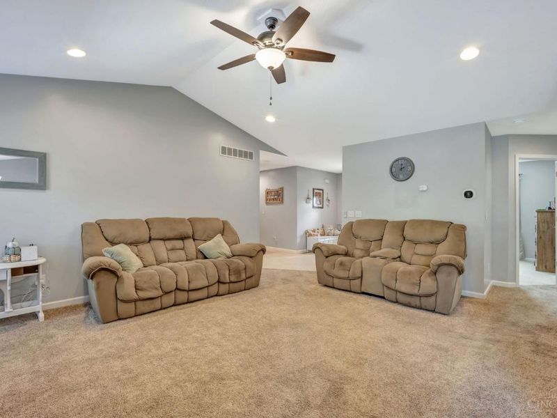2086 Little Turtle Court, Ross Township, OH 45013 Photo 16