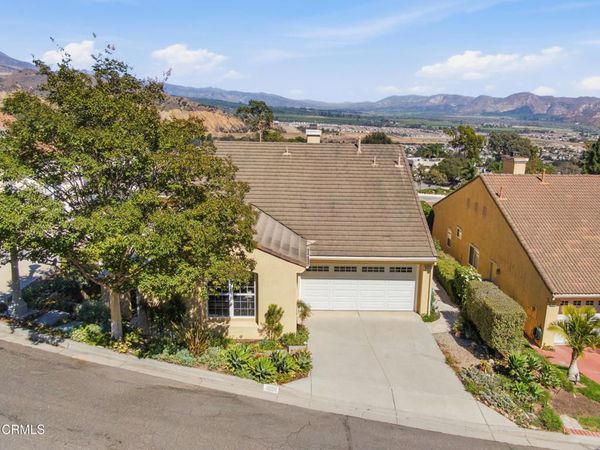 853 Vista Grande Drive, Santa Paula, CA 93060
