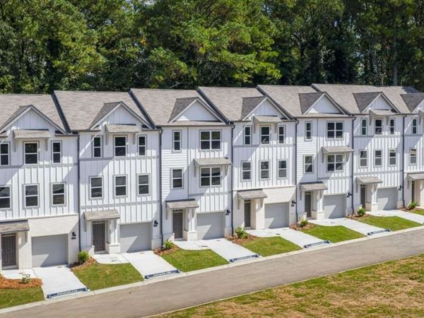 1302 Lakota Place, Atlanta, GA 30315