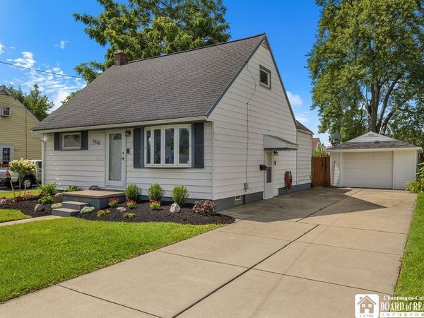 1532 98th Street , Niagara Falls, NY 14304