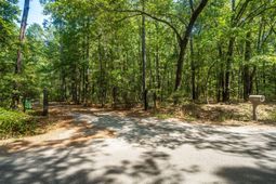 2826 Edenborough Road photo 4