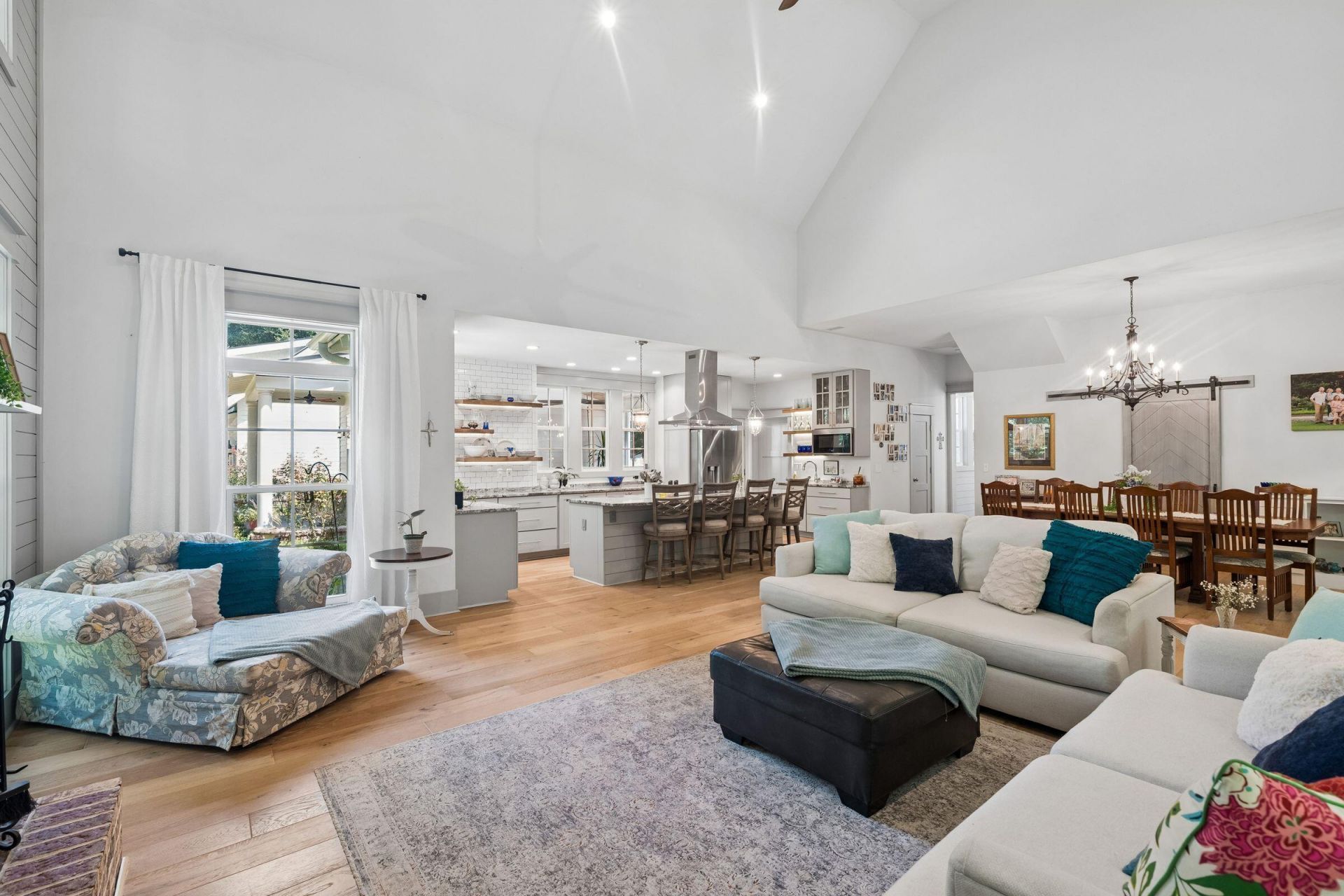 2826 Edenborough Road Photo 28