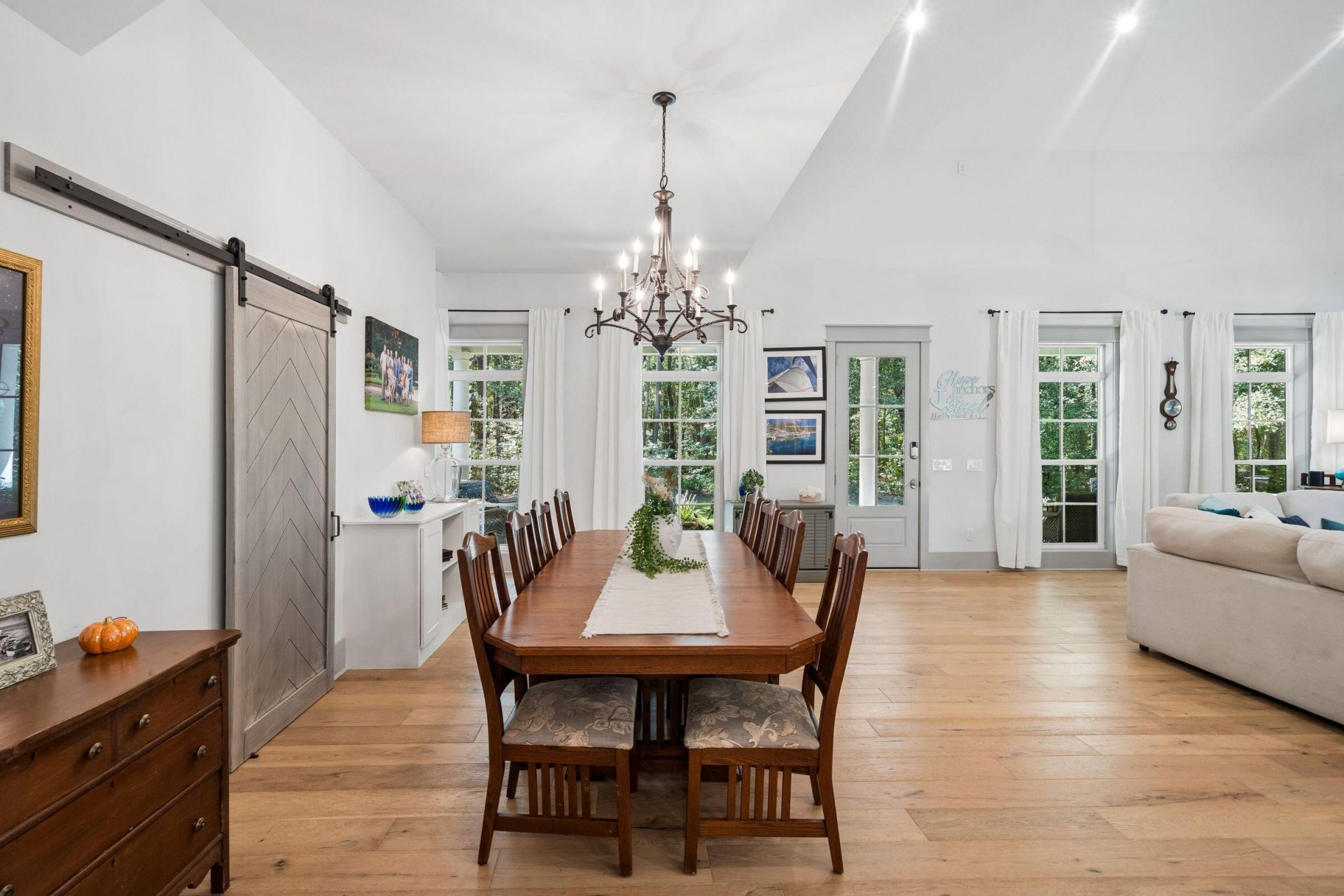 2826 Edenborough Road Photo 34