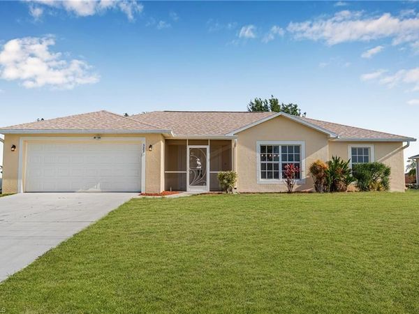 323 NW 10th ST, CAPE CORAL, FL 33993