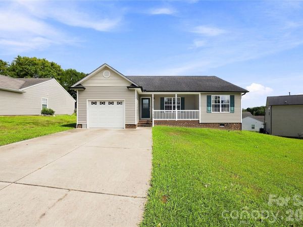 5119 Hildreth Court , Concord, NC 28025