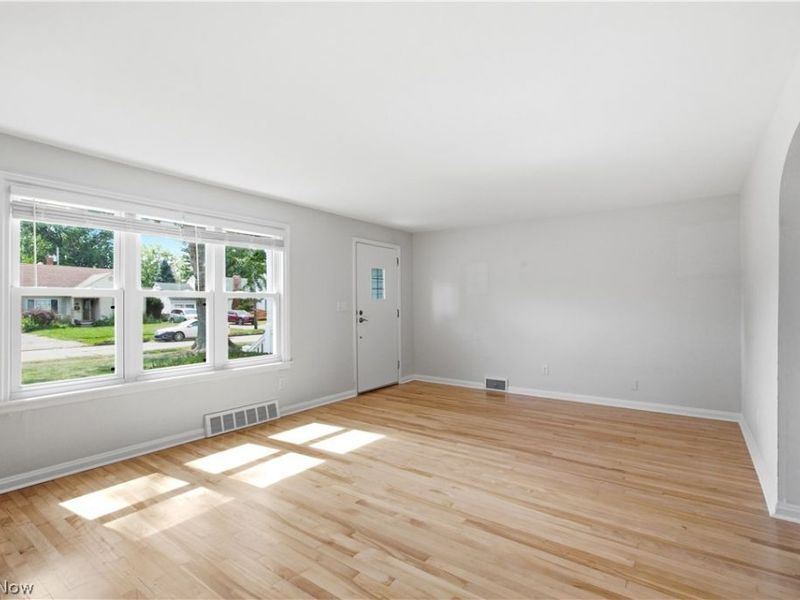 2311 N Jefferson Boulevard, Lorain, OH 44052 Photo 6
