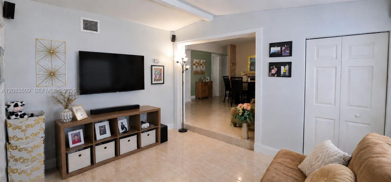 1533 NE 48th , Unit ST, Pompano Beach, FL 33064 Photo