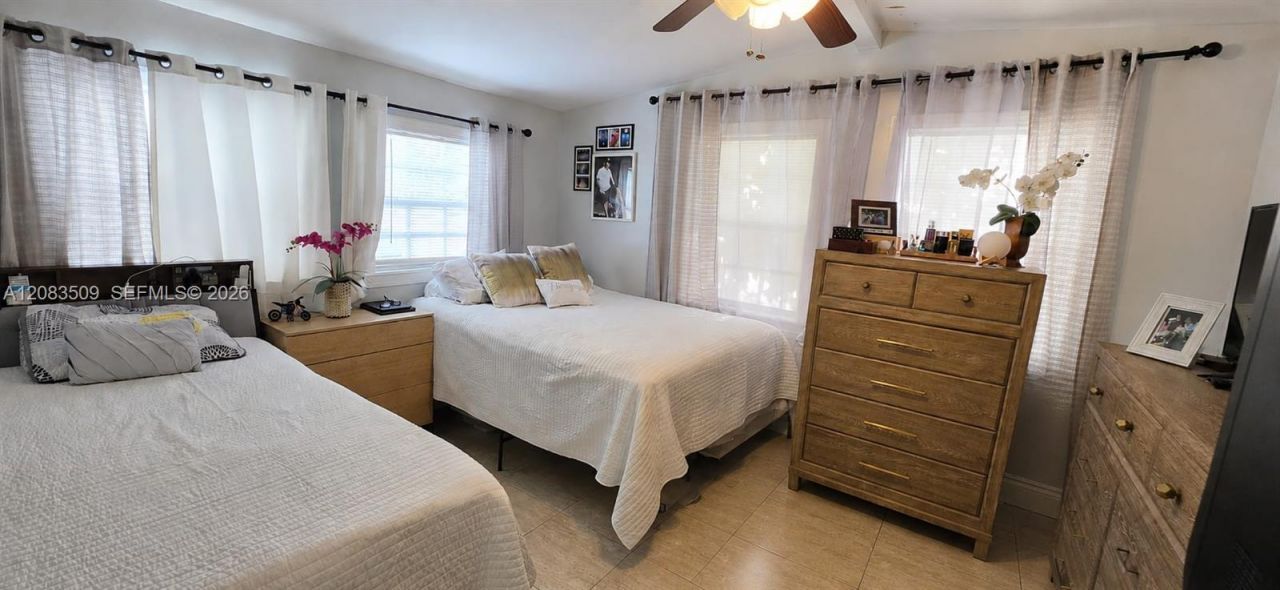 1533 NE 48th , Unit ST, Pompano Beach, FL 33064 Photo