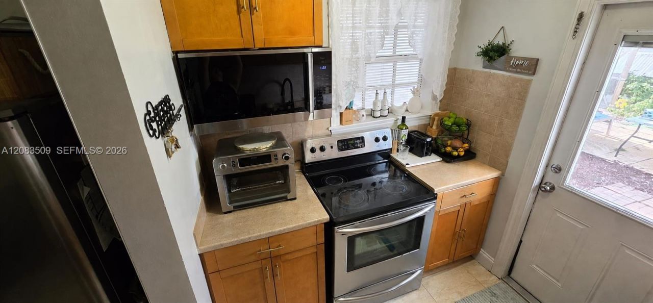 1533 NE 48th , Unit ST, Pompano Beach, FL 33064 Photo
