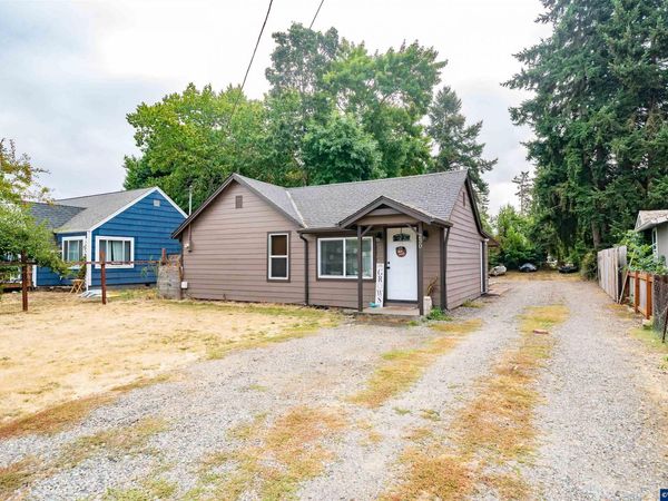 230 High St, Jefferson, OR 97352