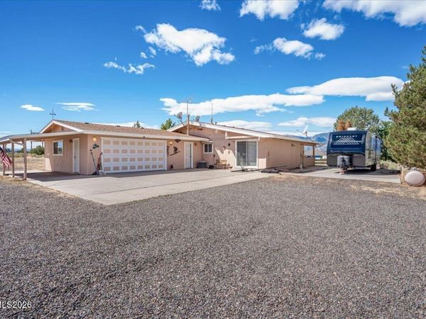 1780 Amber Way, Gardnerville, NV 89410