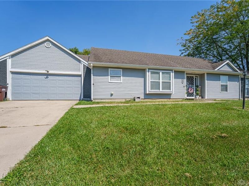 4439 Talcott Trail, Trotwood, OH 45426 Photo 2