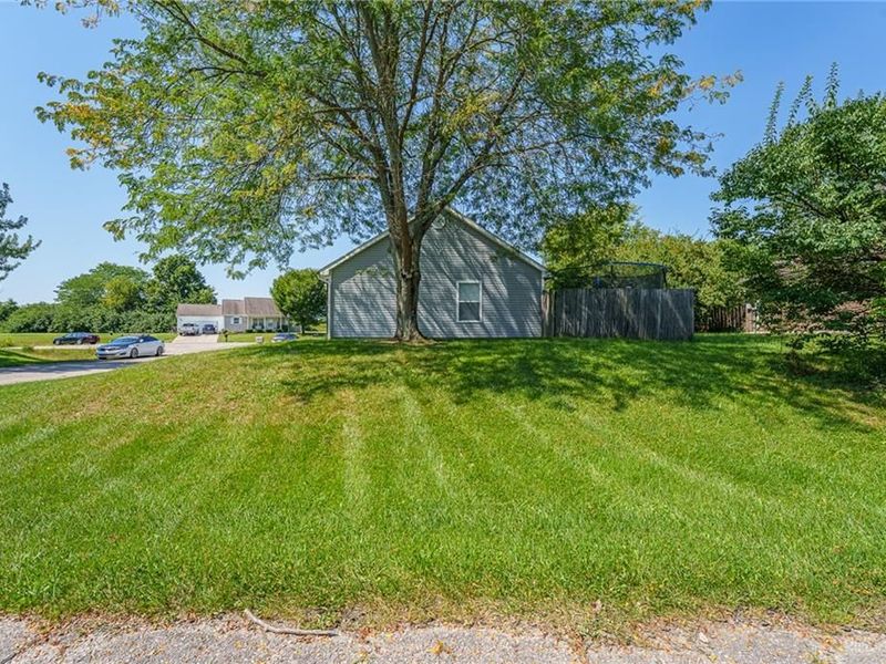 4439 Talcott Trail, Trotwood, OH 45426 Photo 6