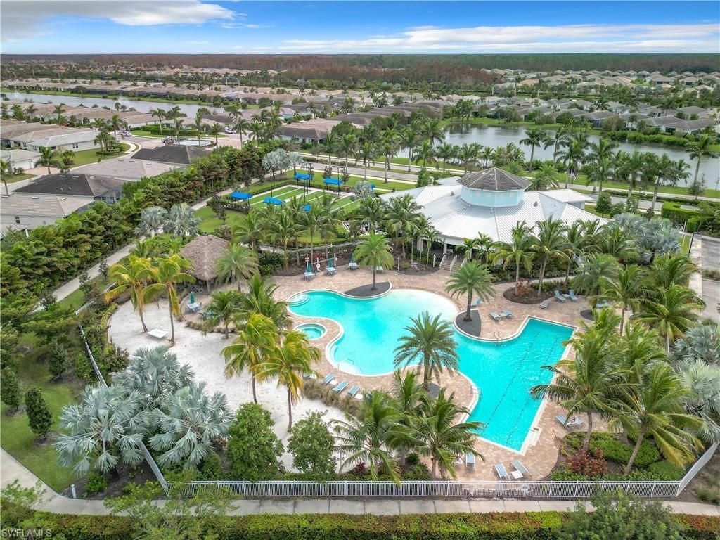 16701 Seasons Coast Dr, Bonita Springs, FL 34135 Photo