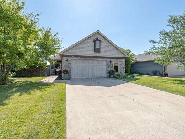2011 35th Street, Spirit Lake, IA 51360