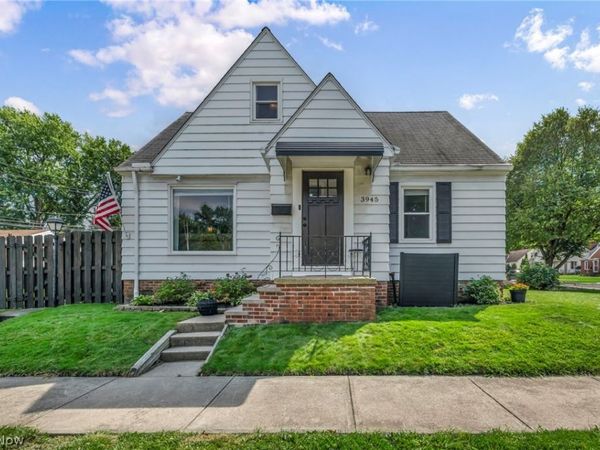 3945 W 210th Street , Fairview Park, OH 44126