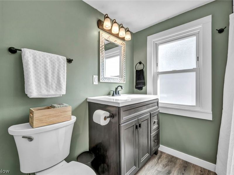 3945 W 210th Street, Fairview Park, OH 44126 Photo 31