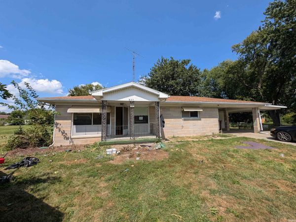 260 W Prairie Street, Lyons, IN 47443