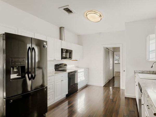 604 S Donohoe ST, Granger, TX 76530