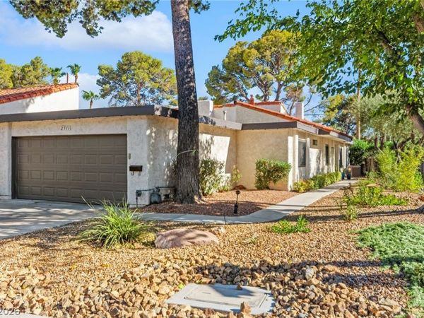 2511 Palmera Drive , Las Vegas, NV 89121