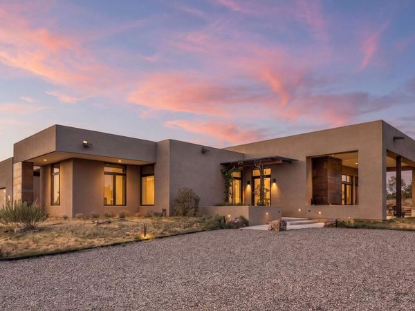 9 Black Mesa , Santa Fe, NM 87506