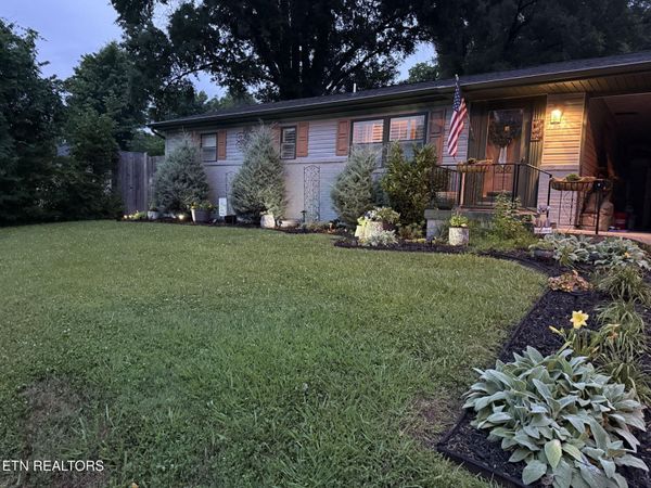 530 Willow St, Cleveland, TN 37311