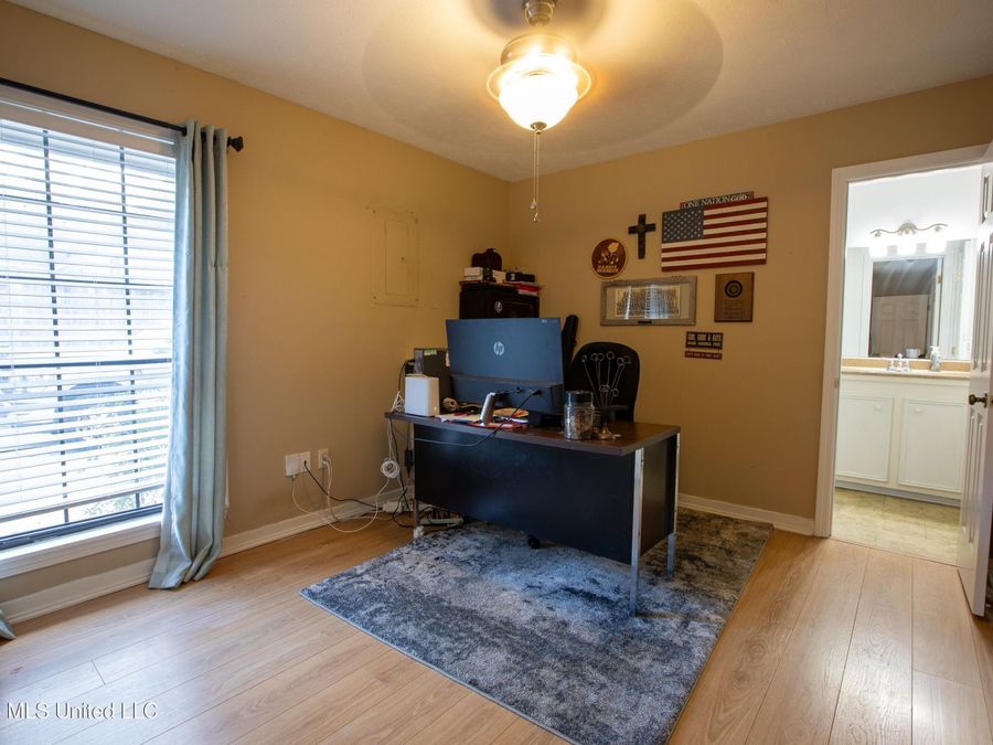 Property Image 26