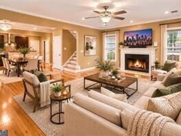 42 Weyman Avenue SW, Atlanta, GA 30315