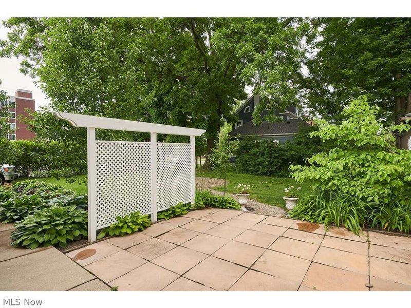 191 N Portage Path, Akron, OH 44303 Photo 4