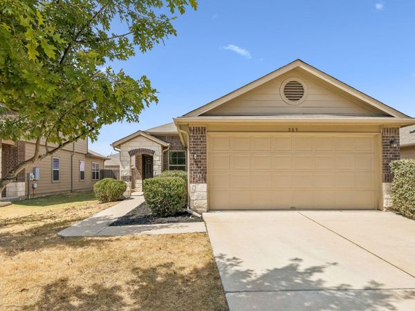 505 Pinnacle DR , Georgetown, TX 78626